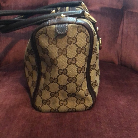 Gucci Handbag - Picture 4 of 11